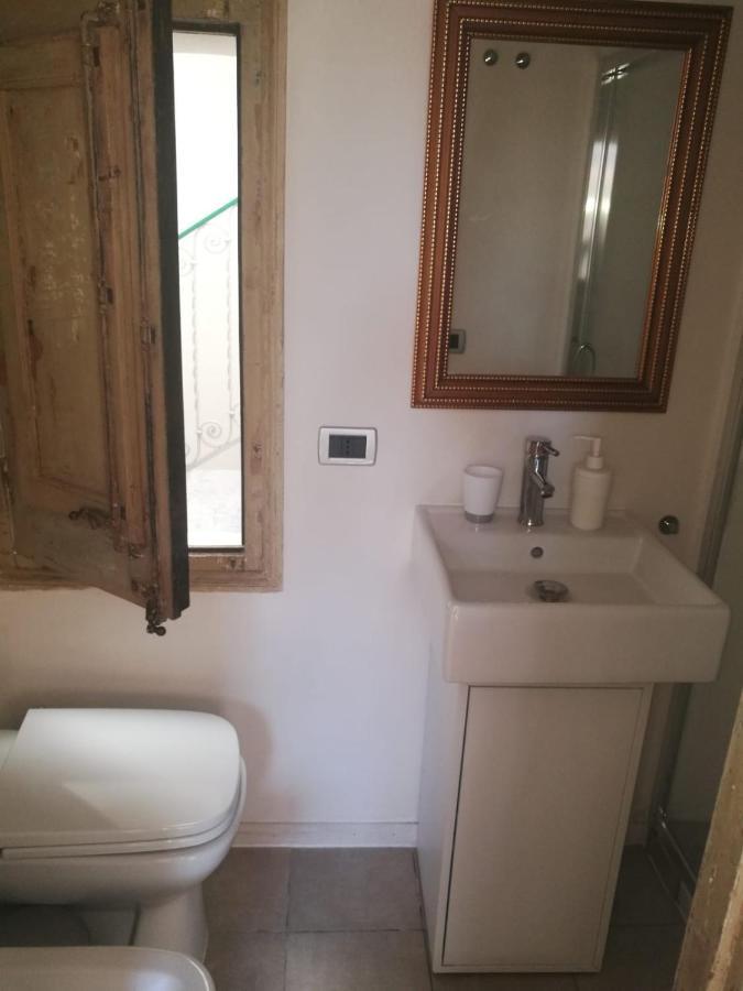A Due Passi Dal Porto Apartment ตราปานี ภายนอก รูปภาพ